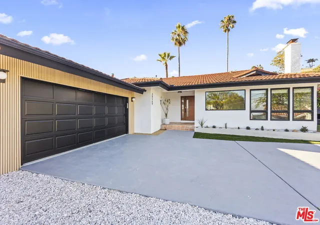 Photo 1 of Single family home for sale at 30569 Ganado Dr, Rancho Palos Verdes, CA 90275 | MLS# 26866015 | Listing updated on 2026-09-10