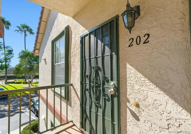 Listing Photo 1 - Condo for sale in building located at 10830 Sabre Hl, San Diego, CA 92128 - Unit #202