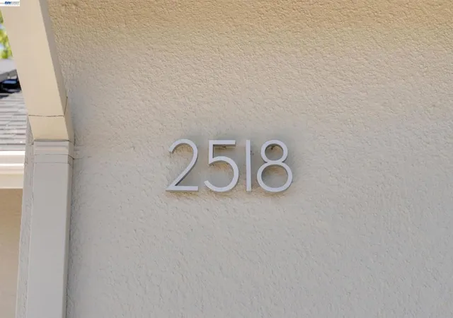 Photo 4 of Single family home for sale at 2518 Tara Hills Dr, San Pablo, CA 94806 | MLS# 41143357 | Listing updated on 2026-09-10
