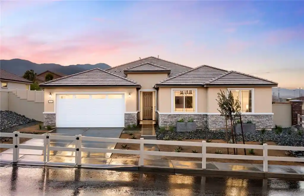 Photo 1 of Sale Pending at 4094 Lilah Cir, Lake Elsinore, CA 92530 | MLS# IV26166579 | Listing updated on 2026-10-22