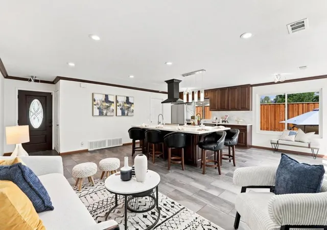 Photo 3 of Single family home for sale at 570 Biscayne Ct, Morgan Hill, CA 95037 | MLS# ML82051950 | Listing updated on 2026-10-12