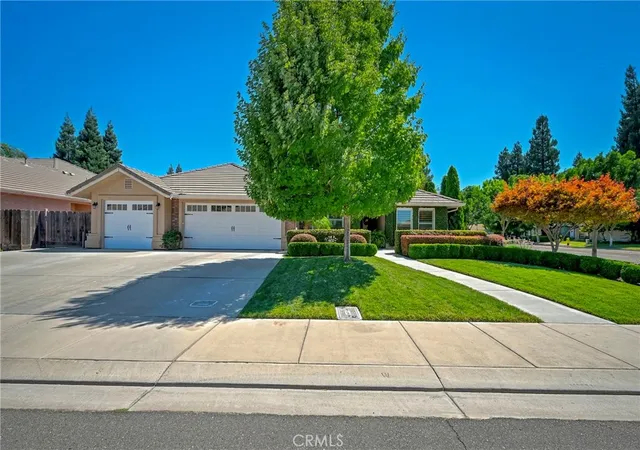 Photo 1 of Sale Pending at 1320 Silhouette Ct, Merced, CA 95340 | MLS# MC26158117 | Listing updated on 2026-10-05