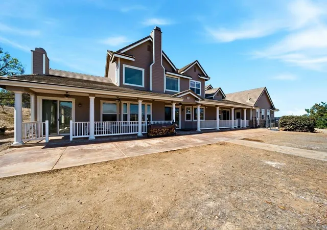Photo 4 of Sale Pending at 15589 Rainbird Rd, Ramona, CA 92065 | MLS# 260018625SD | Listing updated on 2026-09-30
