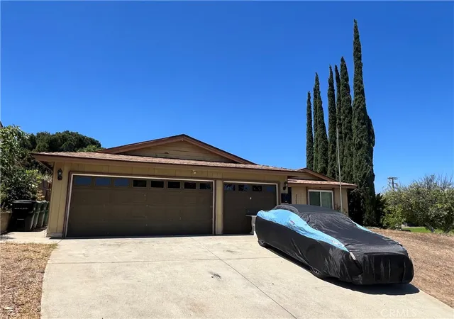1st image of 2302 Avenida Del, Corona, CA 92882 | MLS# CV26166676