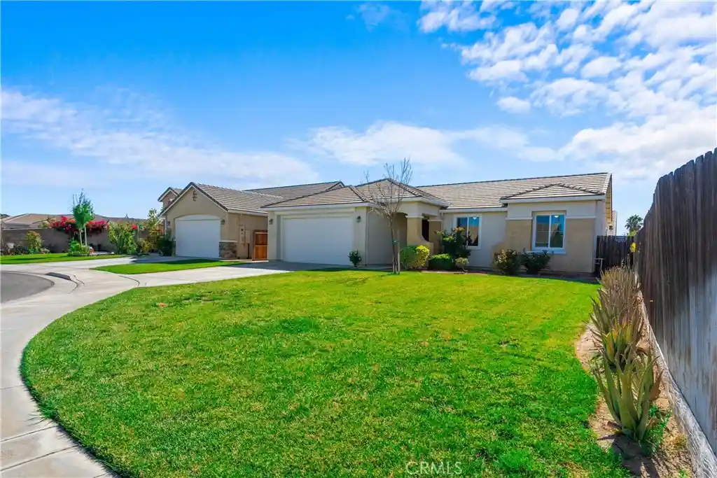 Photo 1 of Single family home for sale at 737 Fume Blanc Ct, Los Banos, CA 93635 | MLS# MC26166708 | Listing updated on 2026-08-16