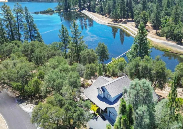 Photo 1 of Single family home for sale at 14545 Lake Vista Dr, Sonora, CA 95370 | MLS# 41143386 | Listing updated on 2026-10-08