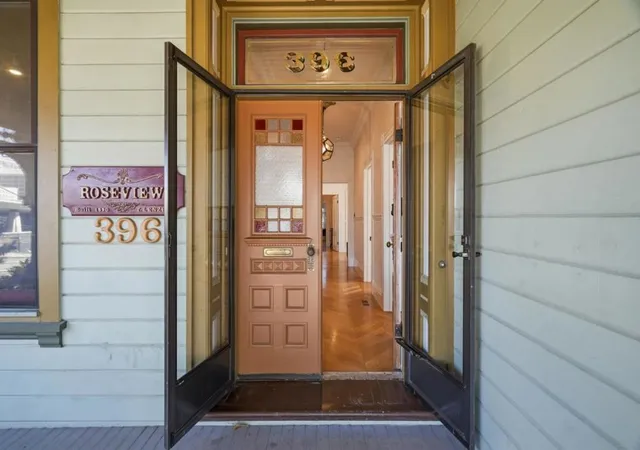 Photo 4 of Single family home for sale at 396 W San Fernando St, San Jose, CA 95110 | MLS# ML82056077 | Listing updated on 2026-09-13