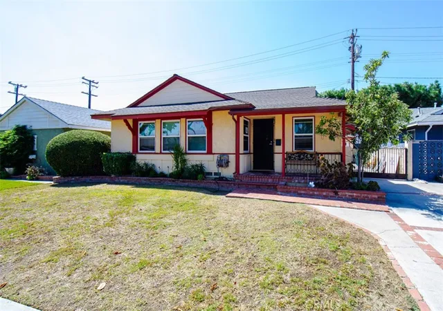 Photo 1 of Single family home for sale at 100 W Barclay, Long Beach, CA 90805 | MLS# RS26166769 | Listing updated on 2026-09-28