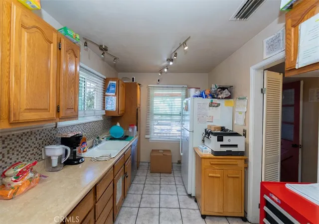 Photo 3 of Single family home for sale at 100 W Barclay, Long Beach, CA 90805 | MLS# RS26166769 | Listing updated on 2026-09-28