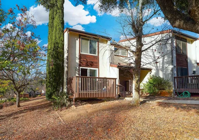 Listing Photo 4 - Condo for sale in building located at 15719 Davis Cup Ln, Ramona, CA 92065