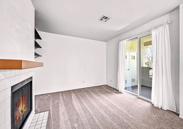 4th image of 10915 Sabre Hill Dr #364, San Diego, CA 92128 | MLS# NDP2607182