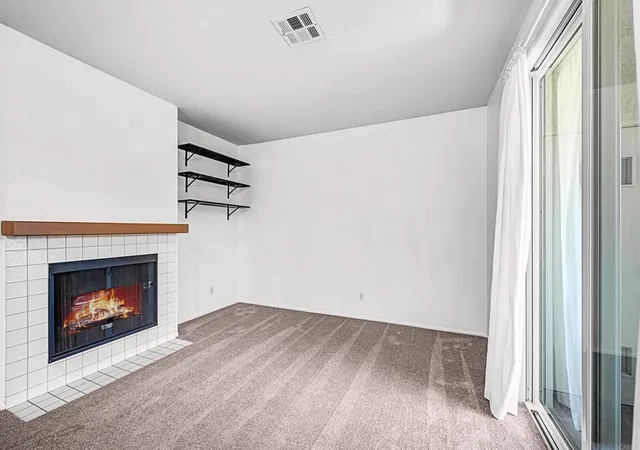 5th image of 10915 Sabre Hill Dr #364, San Diego, CA 92128 | MLS# NDP2607182