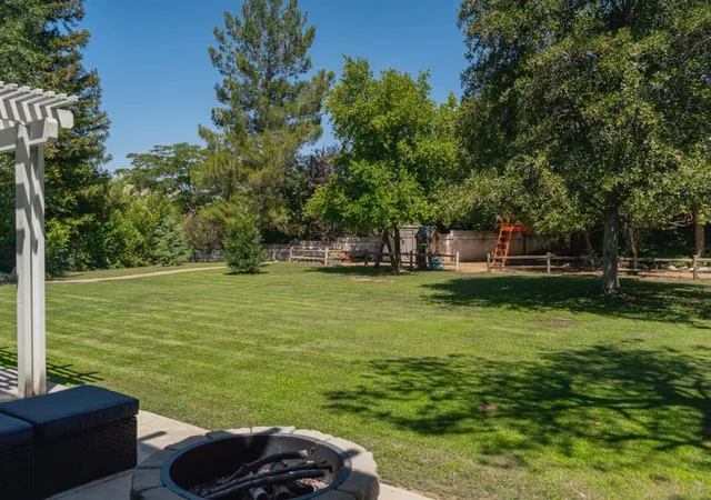 Photo 3 of Single family home for sale at 37254 Ironwood Dr, Yucaipa, CA 92399 | MLS# 219150880DA | Listing updated on 2026-09-29