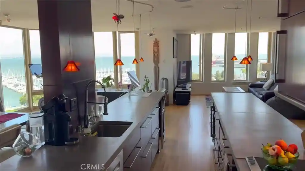 Listing Photo 2 - Condo for sale in 88 King located at 88 King, San Francisco, CA 94107 - Unit #1022