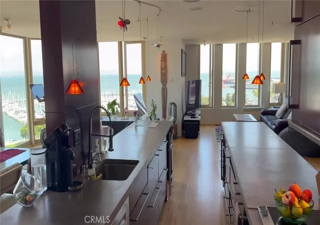 Listing Photo 2 - Condo for sale in building located at 88 King, San Francisco, CA 94107 - Unit #1022