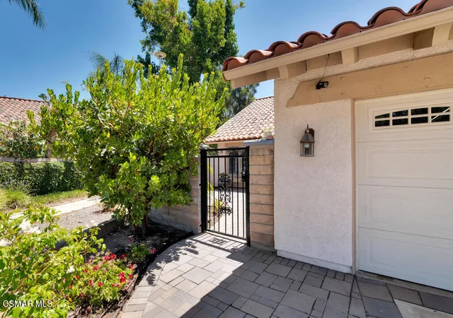 Photo 2 of Single family home for sale at 3374 Onyx Cir, Simi Valley, CA 93063 | MLS# 226003631 | Listing updated on 2026-09-17