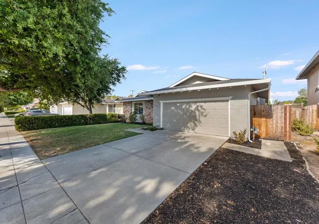 Photo 2 of Single family home for sale at 6021 Chesbro Ave, San Jose, CA 95123 | MLS# ML82056102 | Listing updated on 2026-10-11