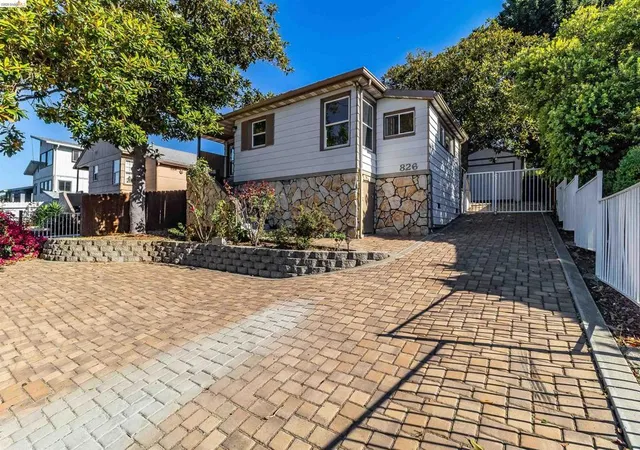 Photo 3 of Single family home for sale at 826 Benicia Rd, Vallejo, CA 94591 | MLS# 41143421 | Listing updated on 2026-09-17