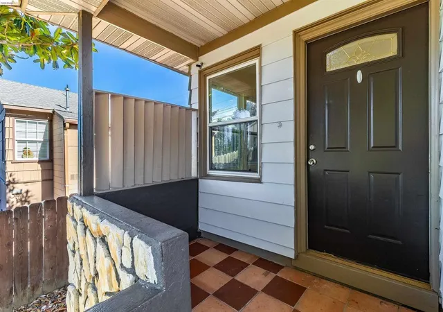 Photo 4 of Single family home for sale at 826 Benicia Rd, Vallejo, CA 94591 | MLS# 41143421 | Listing updated on 2026-09-17