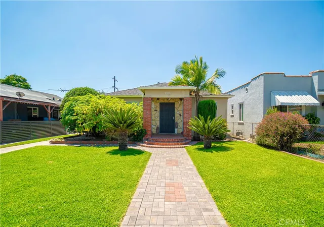 Photo 2 of Single family home for sale at 2828 Hill, Huntington Park, CA 90255 | MLS# DW26166872 | Listing updated on 2026-10-08