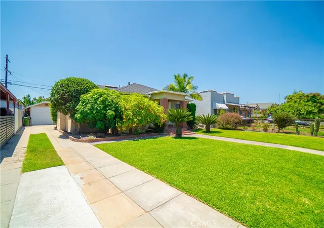 Photo 3 of Single family home for sale at 2828 Hill, Huntington Park, CA 90255 | MLS# DW26166872 | Listing updated on 2026-10-08