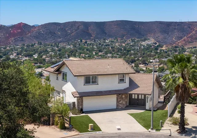 Single family home for sale at 24501 Tesoro Way, Ramona, CA 92065 | MLS# NDP2607192