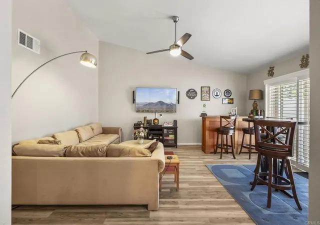 5th image of 256 Parkside, Escondido, CA 92026 | MLS# NDP2607193