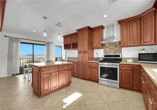 Photo 3 of Single family home for sale at 39158 Vista Del Bosque, Murrieta, CA 92562 | MLS# WS26165965 | Listing updated on 2026-10-03