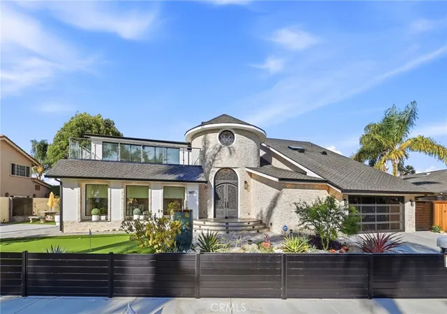 Photo 2 of Single family home for sale at 16572 Carousel, Huntington Beach, CA 92649 | MLS# OC26166984 | Listing updated on 2026-10-02