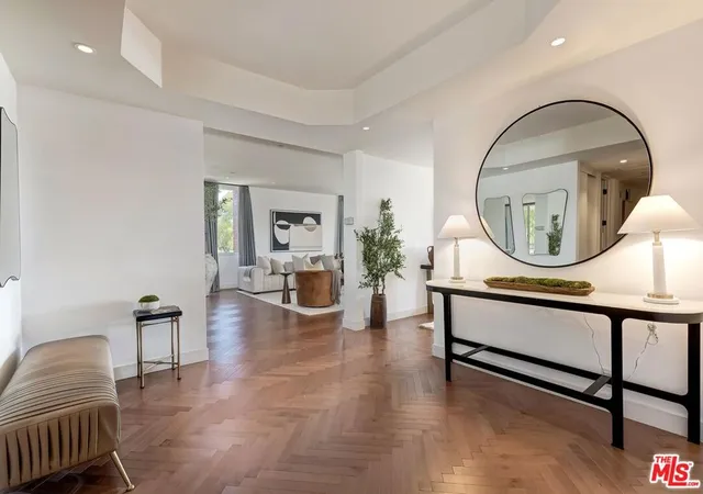 Photo 2 of Condo for sale at 300 N Swall Dr #452, Beverly Hills, CA 90211 | MLS# 26866253 | Listing updated on 2026-09-24