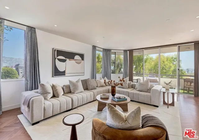 Photo 3 of Condo for sale at 300 N Swall Dr #452, Beverly Hills, CA 90211 | MLS# 26866253 | Listing updated on 2026-09-24