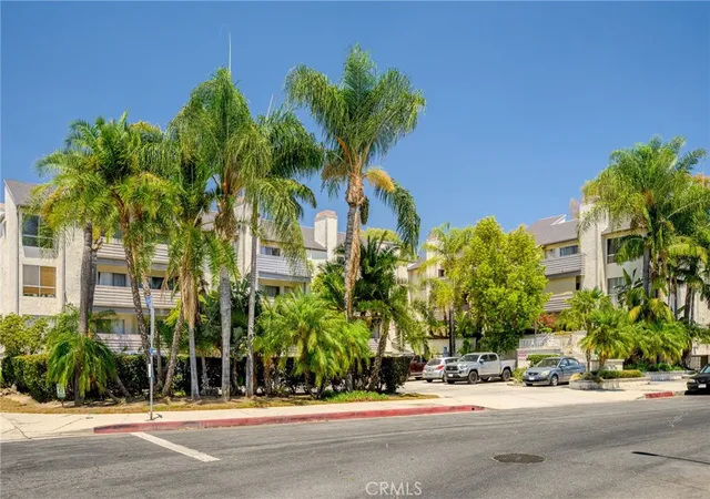 Photo 1 of Condo for sale at 20253 Keswick St #331, Winnetka, CA 91306 | MLS# GD26167123 | Listing updated on 2026-09-15