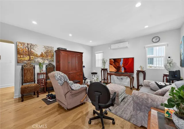 Photo 4 of House for sale at 4363 Eagle Rock, Los Angeles, CA 90041 | MLS# CV26167138 | Listing updated on 2026-09-03