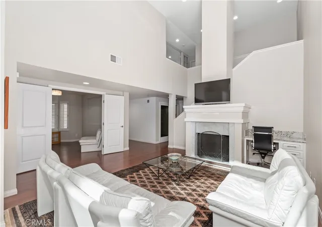 Photo 4 of Single family home for sale at 3413 Summerset, Costa Mesa, CA 92626 | MLS# PW26163721 | Listing updated on 2026-09-26
