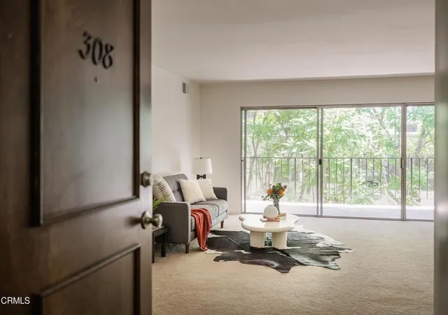 Photo 2 of Condo for sale at 266 S Madison Ave #308, Pasadena, CA 91101 | MLS# P1-28270 | Listing updated on 2026-10-11