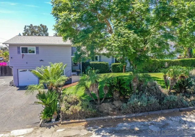 Photo 1 of Single family home for sale at 625 Corona Ct, Vista, CA 92081 | MLS# 260018718SD | Listing updated on 2026-09-12