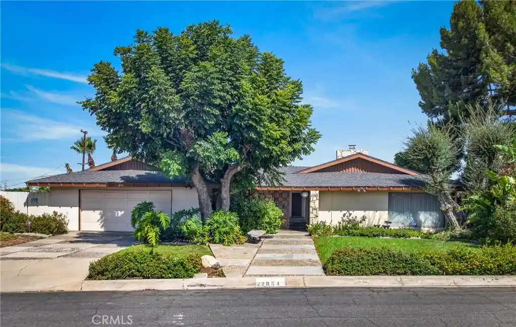 Photo 1 of Single family home for sale at 22864 Minona Dr, Grand Terrace, CA 92313 | MLS# IG26166572 | Listing updated on 2026-10-21