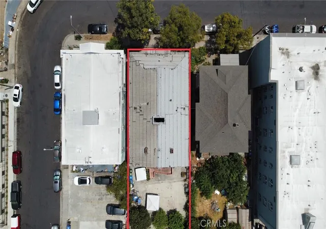 Photo 4 of House for sale at 1943 Estrella Ave, Los Angeles, CA 90007 | MLS# IV26164832 | Listing updated on 2026-09-18
