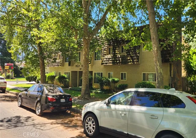 Photo 3 of Sale Pending at 1017 Esplanade, Chico, CA 95926 | MLS# SN26167282 | Listing updated on 2026-09-25