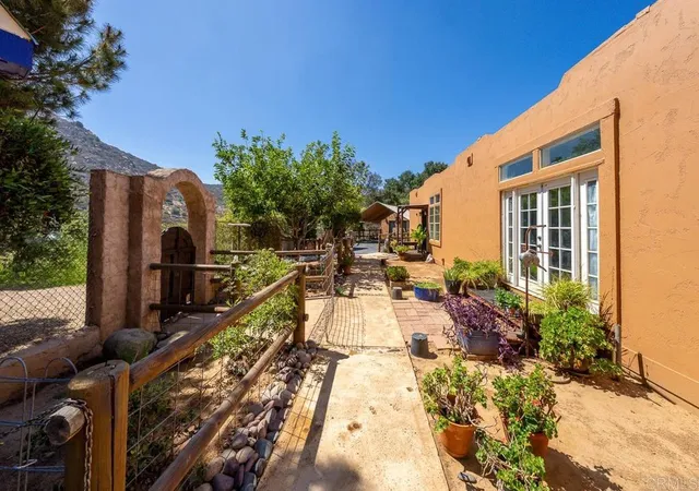 Photo 1 of Single family home for sale at 614 Snowden Pl, El Cajon, CA 92019 | MLS# PTP2605794 | Listing updated on 2026-09-22