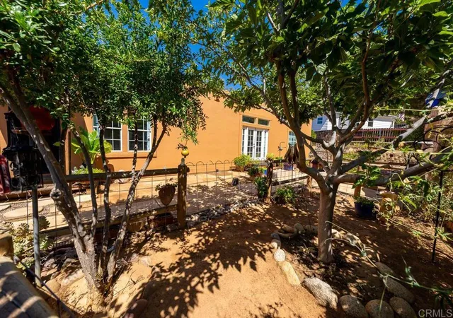 Photo 3 of Single family home for sale at 614 Snowden Pl, El Cajon, CA 92019 | MLS# PTP2605794 | Listing updated on 2026-09-22