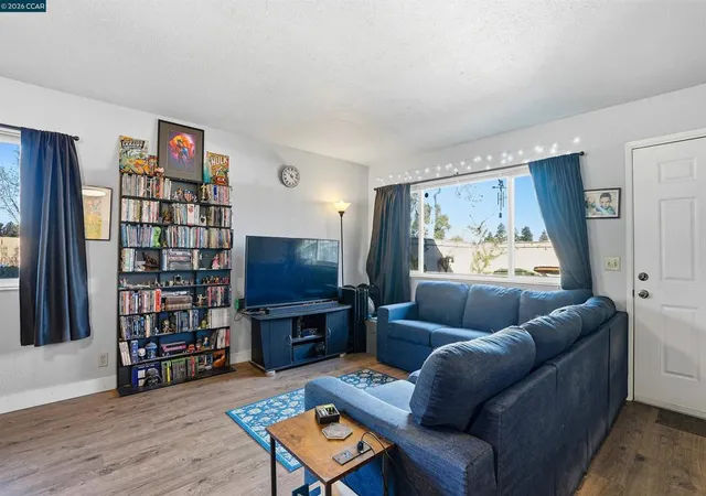 Photo 4 of Townhouse for sale at 1814 San Jose Dr, Antioch, CA 94509 | MLS# 41143493 | Listing updated on 2026-09-18