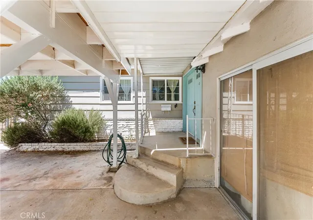 Photo 4 of Single family home for sale at 44449 Loneoak, Lancaster, CA 93534 | MLS# SR26167321 | Listing updated on 2026-09-28