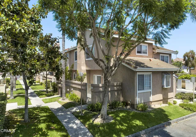 2nd image of 5193 Columbus Pl, Oxnard, CA 93033 | MLS# V1-37926