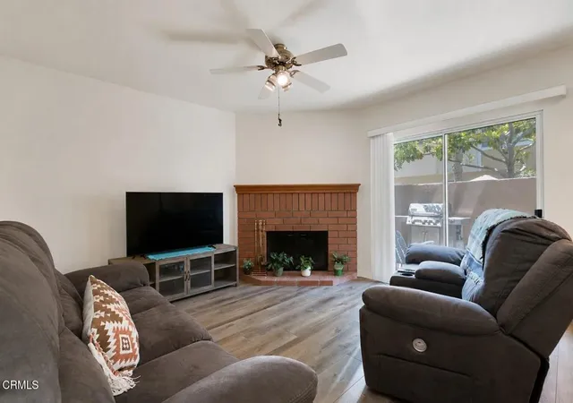 4th image of 5193 Columbus Pl, Oxnard, CA 93033 | MLS# V1-37926