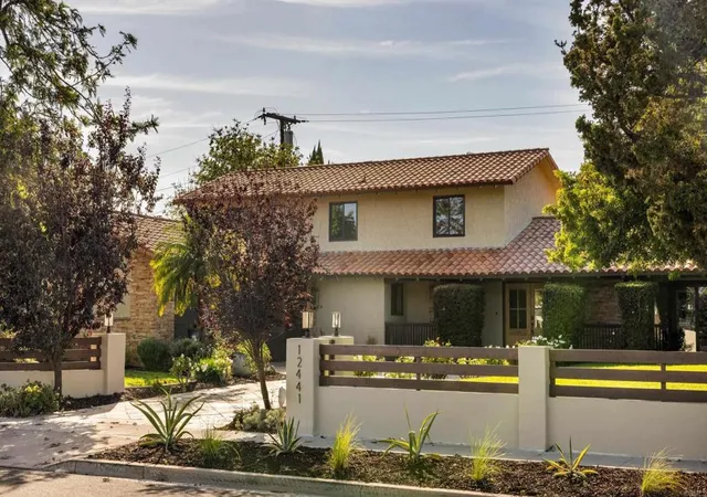 34th image of 12441 La Bella Dr, Santa Ana, CA 92705 | MLS# PTP2605799