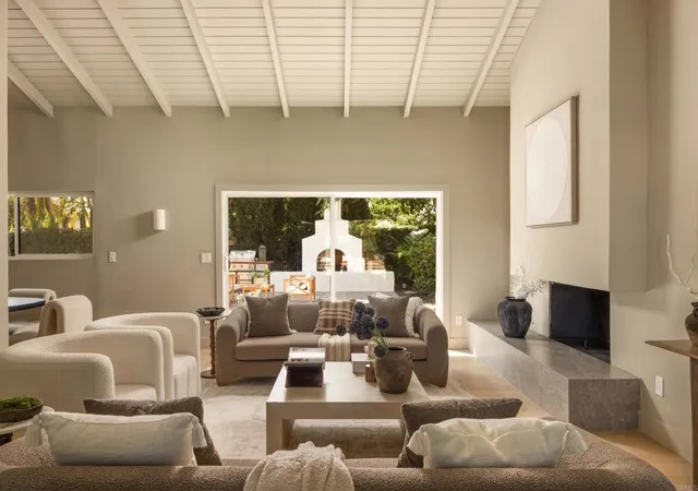 5th image of 12441 La Bella Dr, Santa Ana, CA 92705 | MLS# PTP2605799