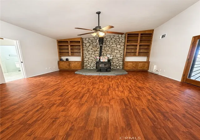 Photo 3 of Sale Pending at 14829 Navajo Rd, Apple Valley, CA 92307 | MLS# IG26165290 | Listing updated on 2026-10-11