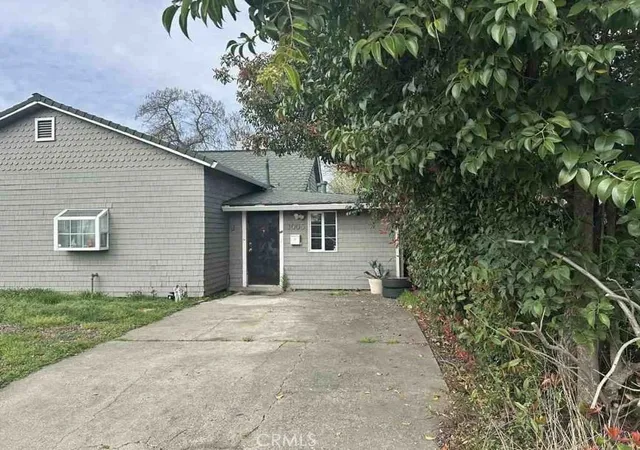 Photo 2 of Single family home for sale at 3005 Fairways Ct, Sacramento, CA 95821 | MLS# SR26167446 | Listing updated on 2026-09-04