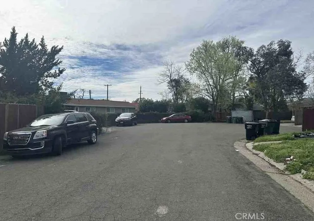 Photo 3 of Single family home for sale at 3005 Fairways Ct, Sacramento, CA 95821 | MLS# SR26167446 | Listing updated on 2026-09-04